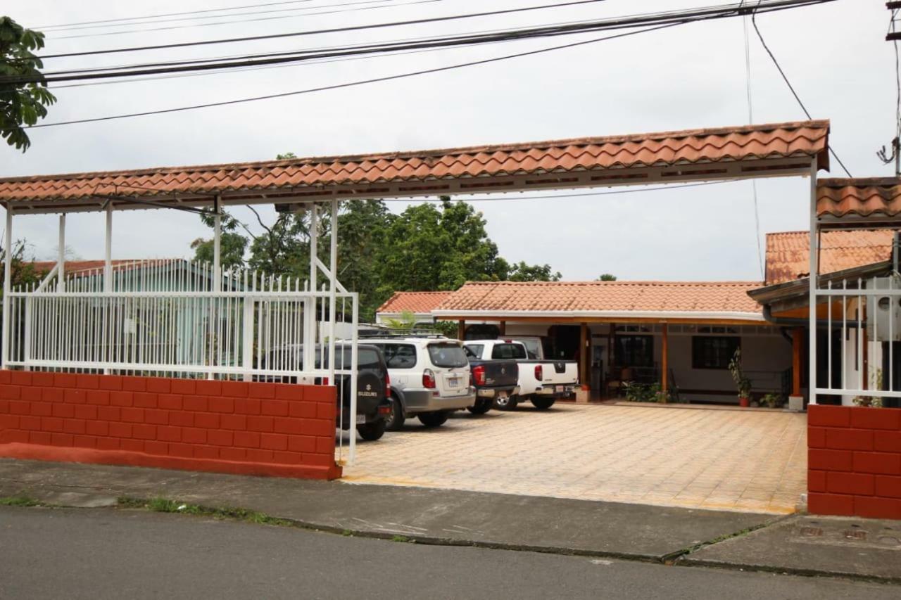 Hotel El Volcan La Fortuna Exterior photo